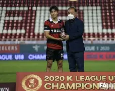 包含沃尔夫斯堡在联赛中保持不败，保持稳定态势的词条